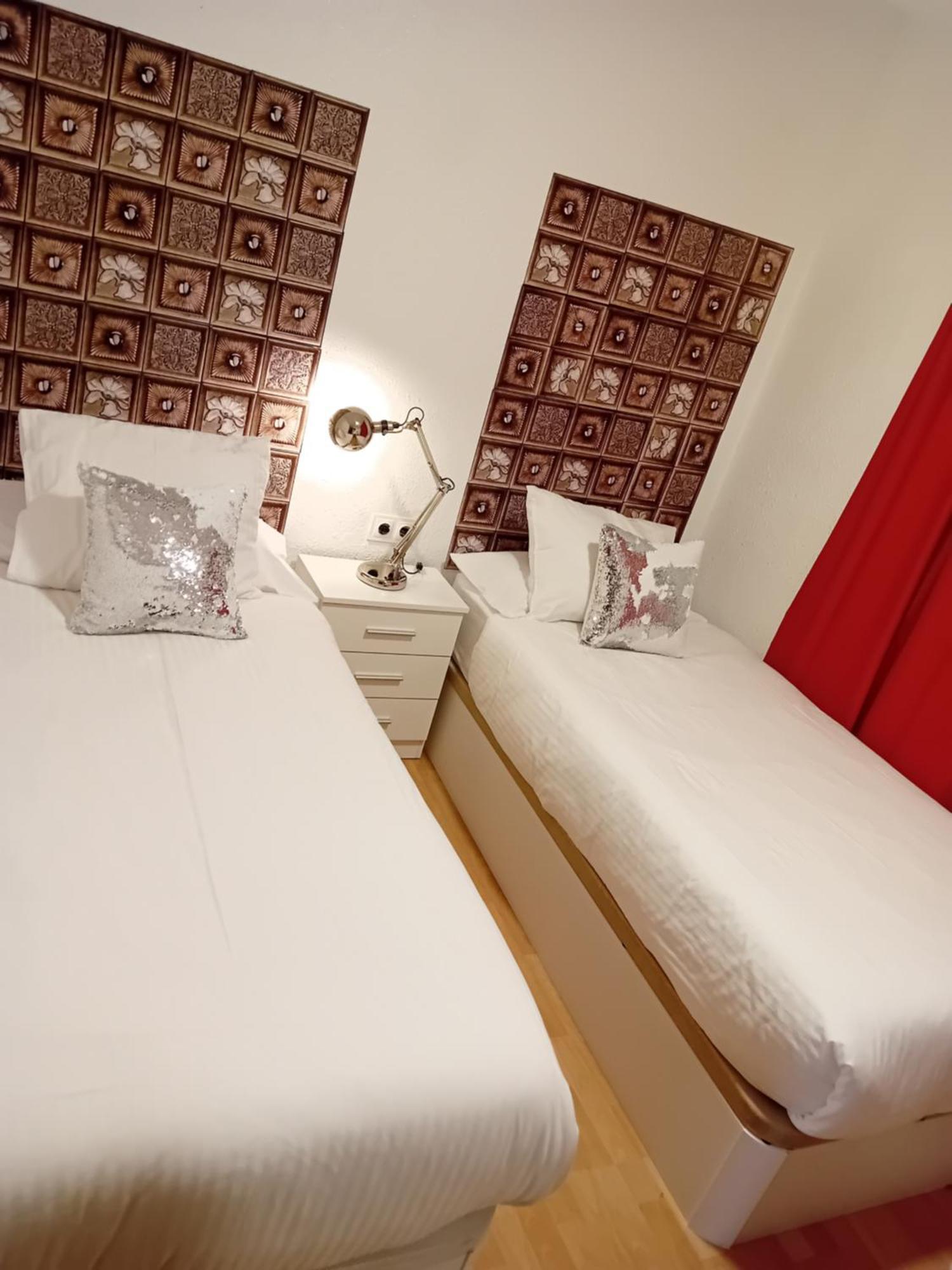 Apartamento Compartido Excelente Ubicacion El Prat de Llobregat Luaran gambar