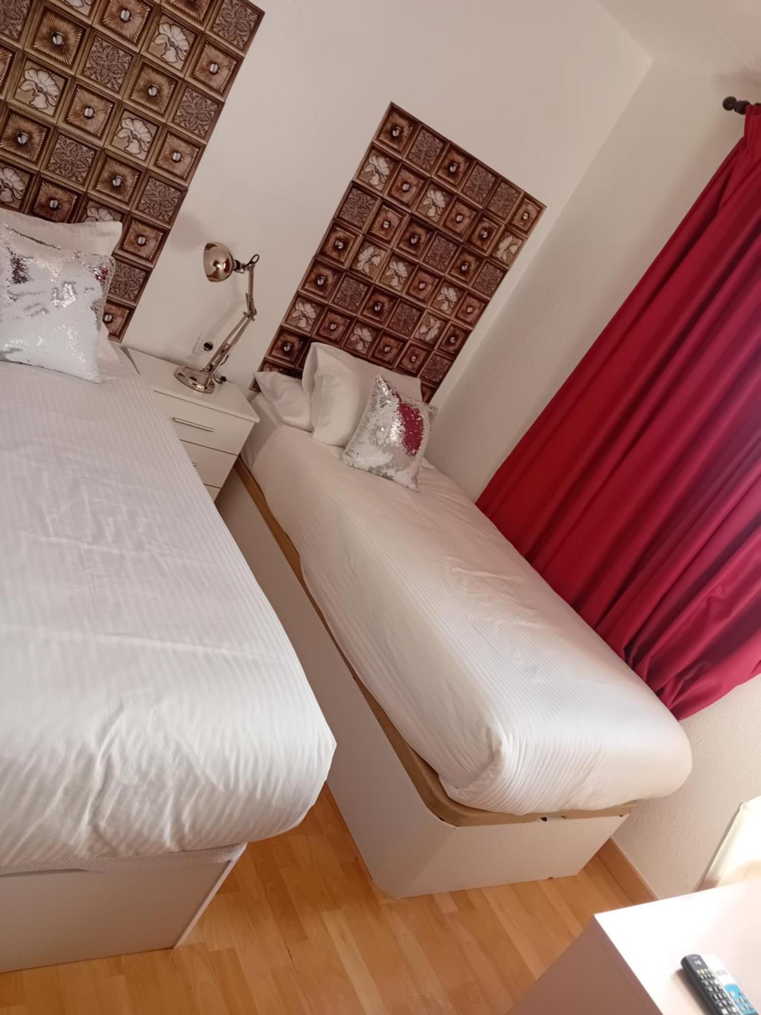 Apartamento Compartido Excelente Ubicacion El Prat de Llobregat Luaran gambar